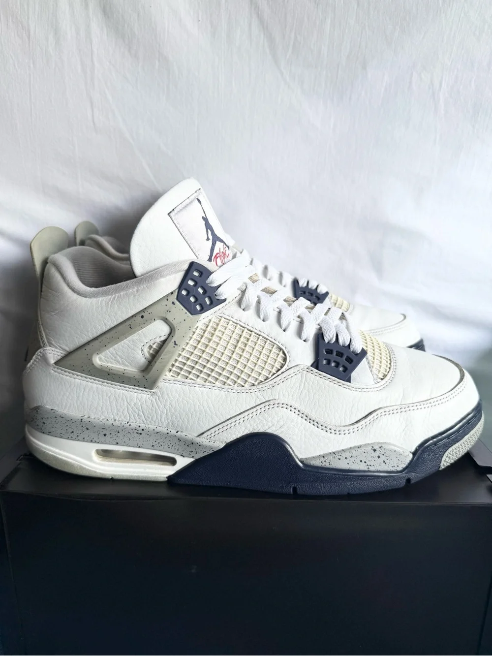 AUTHENTIC Jordan 4 Retro Midnight Navy Size 13 DH6927-140 2022 PRE-OWNED